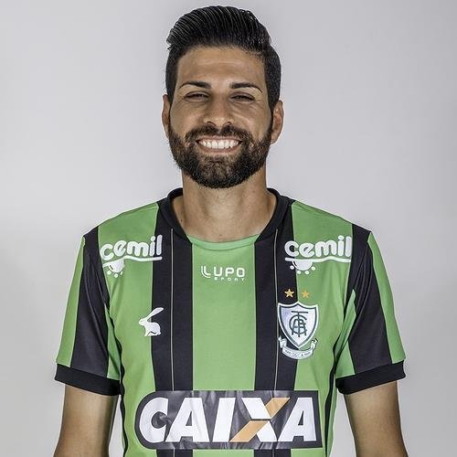 Gerson Magro (meia) -  contrato at o fim de 2018