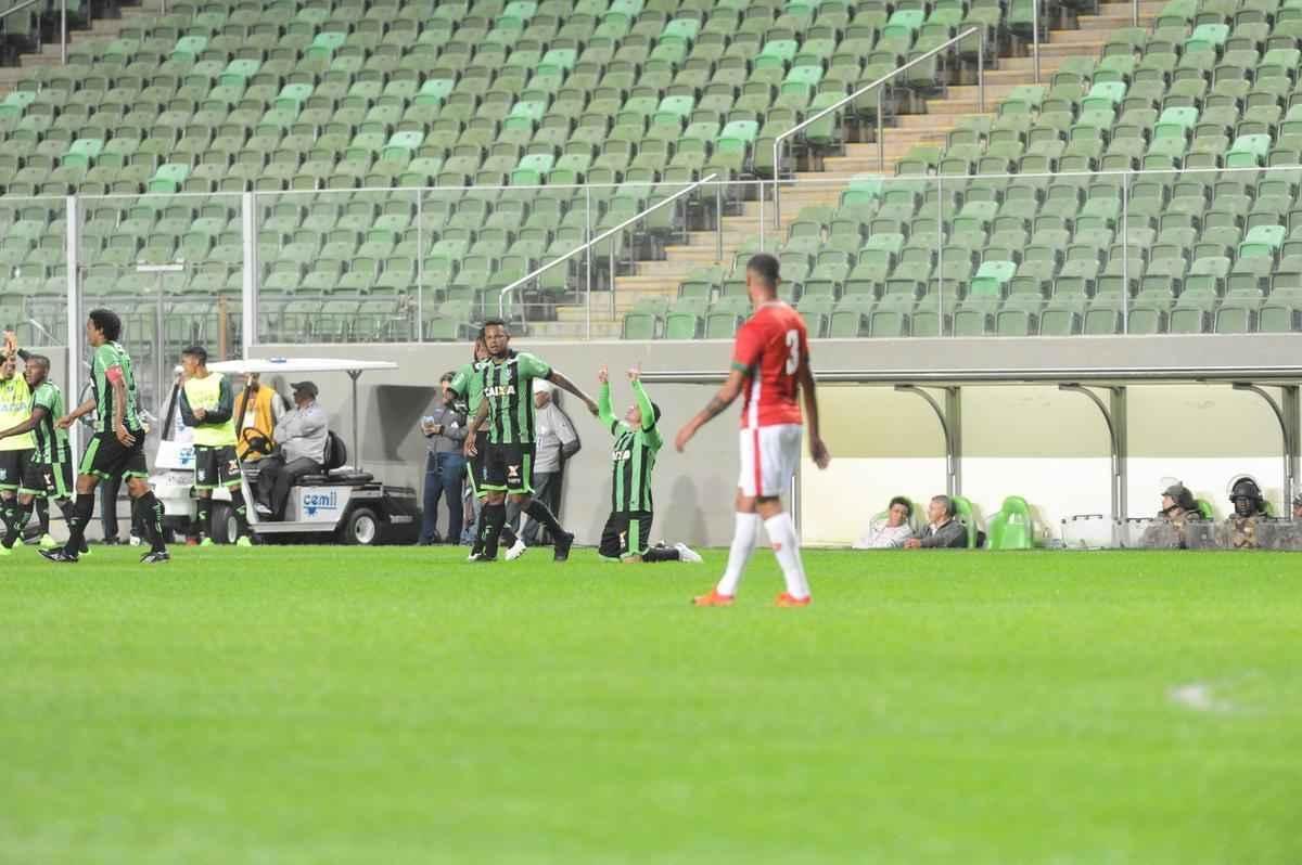 Amrica e Boa Esporte se enfrentaram no Independncia, pela 13 rodada da Srie B do Campeonato Brasileiro