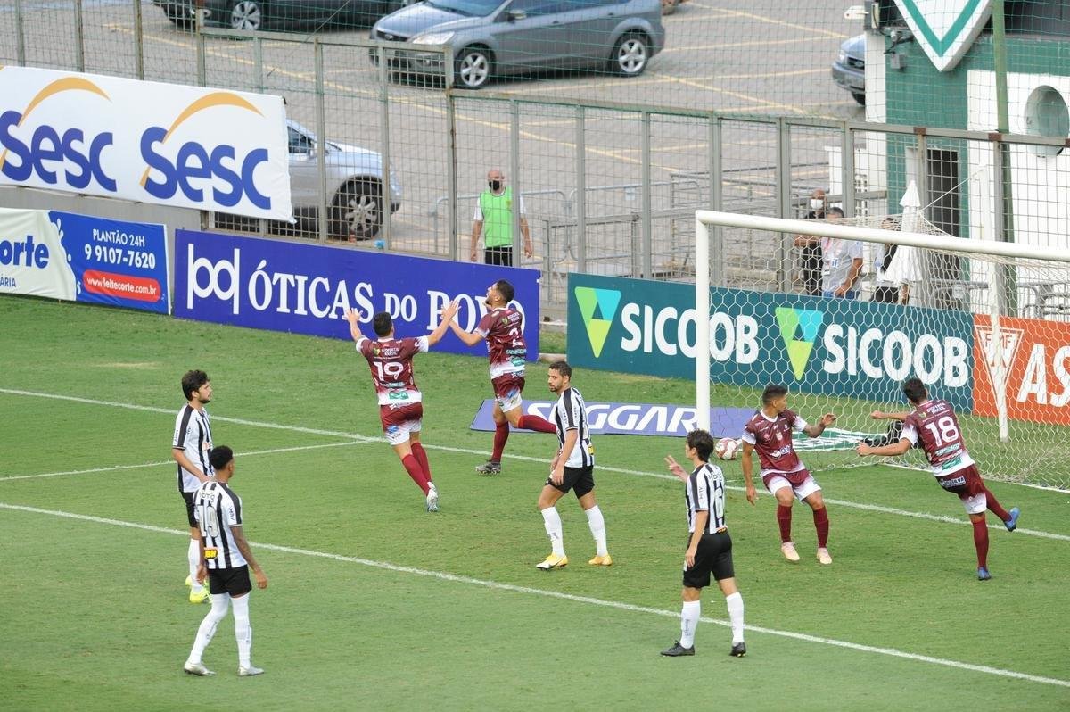 Fotos da vitria do Atltico sobre o Patrocinense, por 3 a 1, no Independncia, em Belo Horizonte, pela quarta rodada do Campeonato Mineiro. Mando foi do clube do interior, que no pde realizar a partida em Patrocnio devido ao elevado nmero de casos de COVID-19 na cidade.