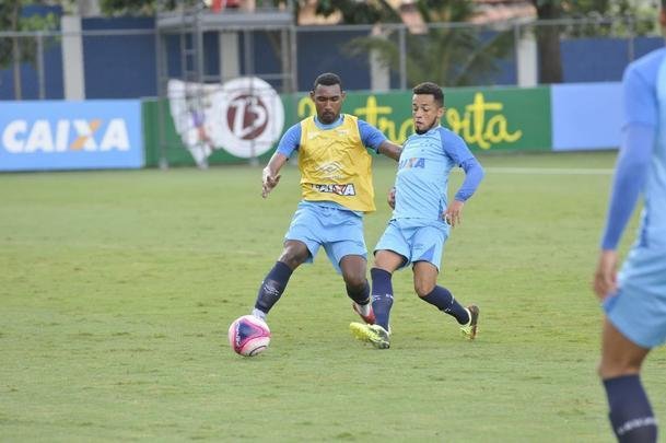 Imagens do treino do Cruzeiro nesta quarta-feira (14), antes do duelo contra o Patrocinense