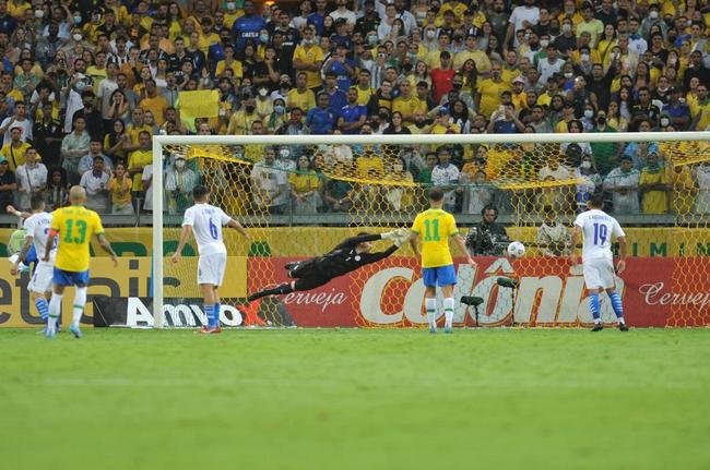 Brasil goleou o Paraguai por 4 a 0 no Mineiro, em BH, pelas Eliminatrias da Copa do Mundo, com gols de Raphinha, Philippe Coutinho, Antony e Rodrygo