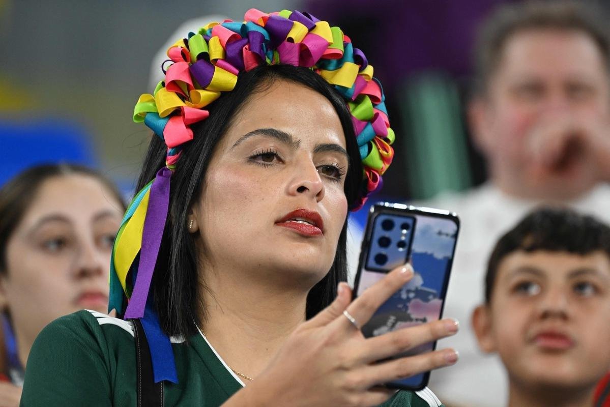 Imagens da torcida no jogo entre Mxico e Polnia pelo Grupo C da Copa do Mundo.