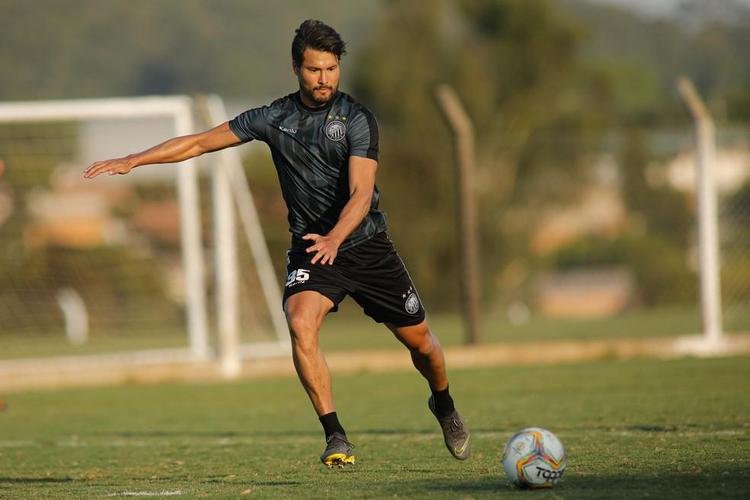 Pedro Ken (Operrio-PR) - Jogou no Cruzeiro em 2010 e 2011