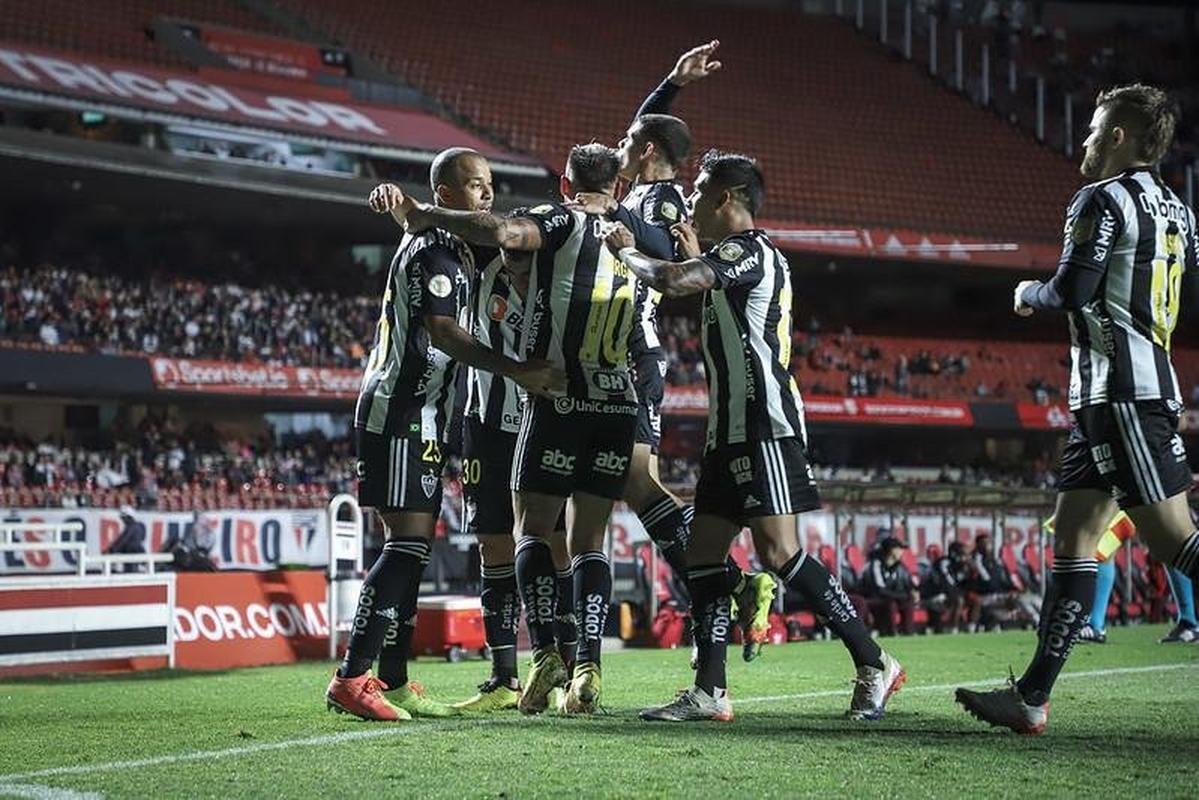 So Paulo e Atltico se enfrentaram nesta tera-feira (1/11) pela 35 rodada do Campeonato Brasileiro