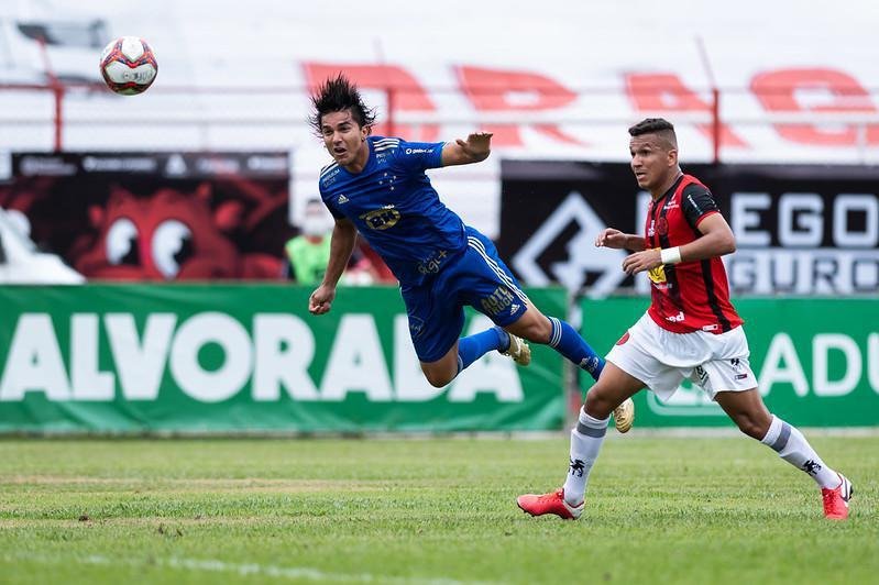 Marcelo Moreno - O centroavante est longe de viver a melhor fase da carreira. Participou de cinco jogos pelo Cruzeiro nesta temporada e marcou um gol. Desde que voltou ao time no ano passado, no conseguiu repetir os bons nmeros da carreira. Em 2020, atuou em 32 jogos e marcou trs gols.