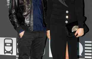 Cantor britnico Noel Gallagher e sua esposa Sara MacDonald 