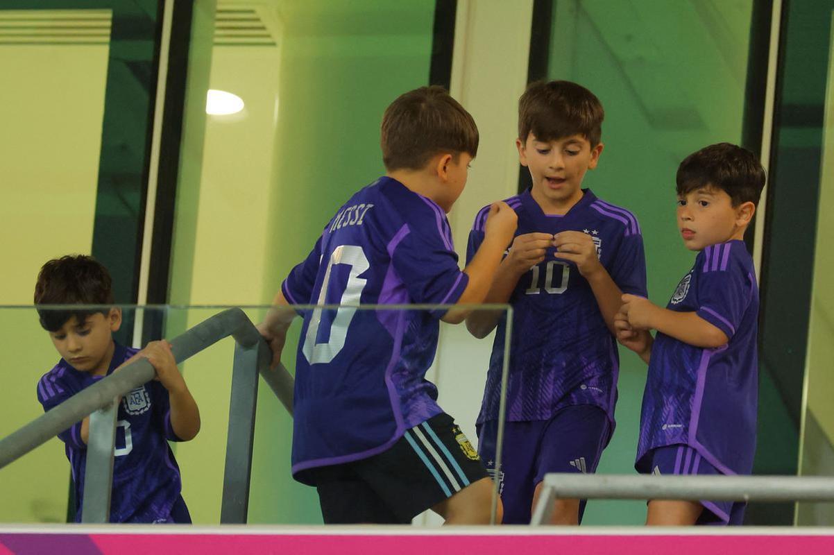 Os filhos de Messi: Thiago, Mateo e Ciro
