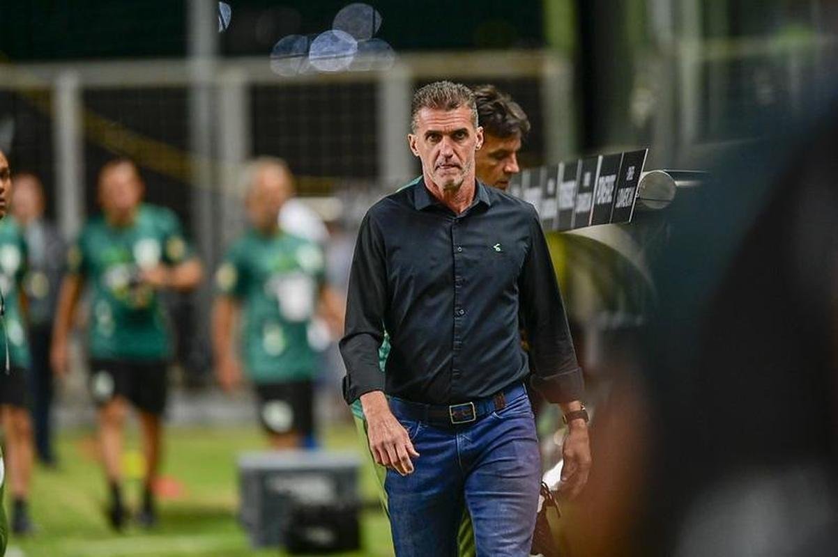 Atualmente no Amrica, Vagner Mancini j conquistou cinco ttulos: Copa do Brasil (2005), Baiano (2008 e 2016), Cearense (2011) e Catarinense (2017)