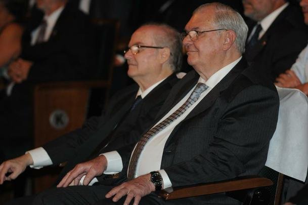 Posses do presidente do Cruzeiro, Wagner Pires de S, e do presidente do Conselho Deliberativo, Zez Perrella