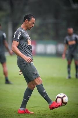Jogadores do Atltico treinaram nesta tera-feira, vspera do jogo com o Defensor
