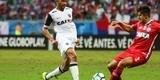 Bremer - O zagueiro revelado pelo Atl�tico jogou como lateral-direito duas vezes no Brasileir�o de 2017