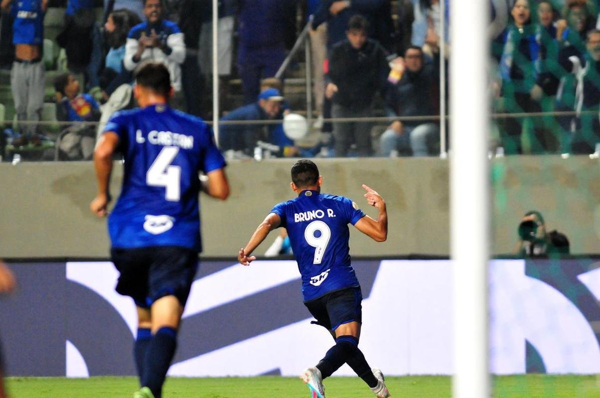 Grmio x Cruzeiro: fotos do jogo pela segunda rodada do Campeonato Brasileiro, neste sbado (22/4), no Independncia