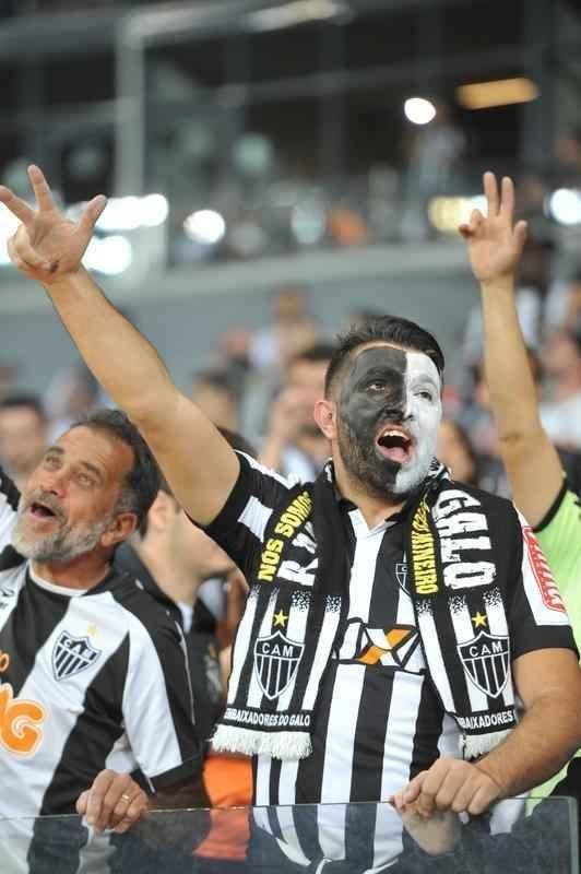 Torcida do Galo acompanhou o duelo entre o Alvinegro e o Jorge Wilstermann, no Mineiro