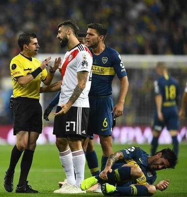 Imagens da finalíssima da Copa Libertadores, entre River e Boca, no Santiago Bernabéu, em Madri
