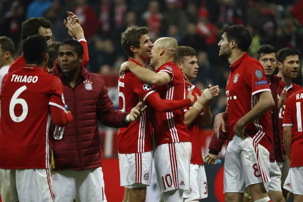 Thiago Alcntara (2), Robben, Lewandowski e Muller marcaram os gols alemes; Snchez descontou para o Arsenal
