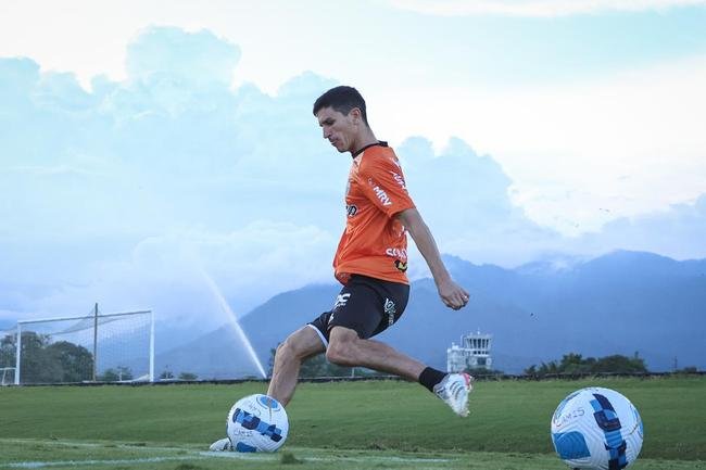 Galo fechou preparao para estreia na Libertadores com atividade no CT do Tolima