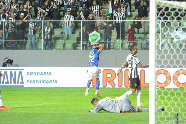 Atltico e Cruzeiro se enfrentaram pelas quartas de final da Copa do Brasil