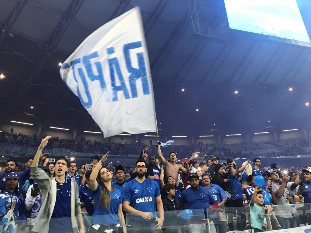 Torcida do Cruzeiro durante a partida contra o Internacional, no Mineiro, pela semifinal da Copa do Brasil