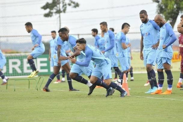Imagens do treino do Cruzeiro nesta quarta-feira (14), antes do duelo contra o Patrocinense