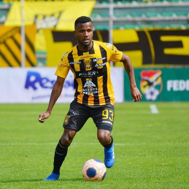 Willie, do The Strongest (Bolvia) - jogou pelo Amrica