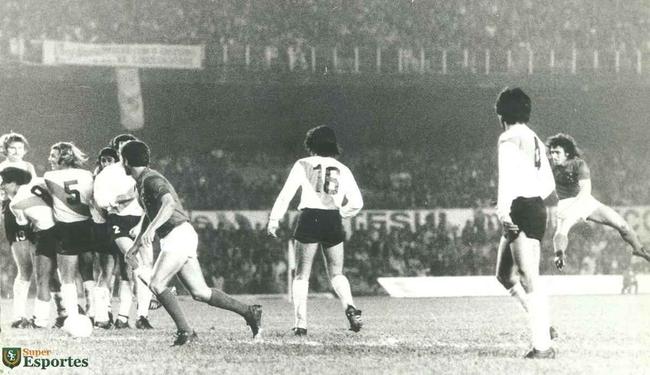 Cruzeiro derrotou River Plate por 4 a 1 no Mineiro em primeiro jogo da finalssima da Libertadores