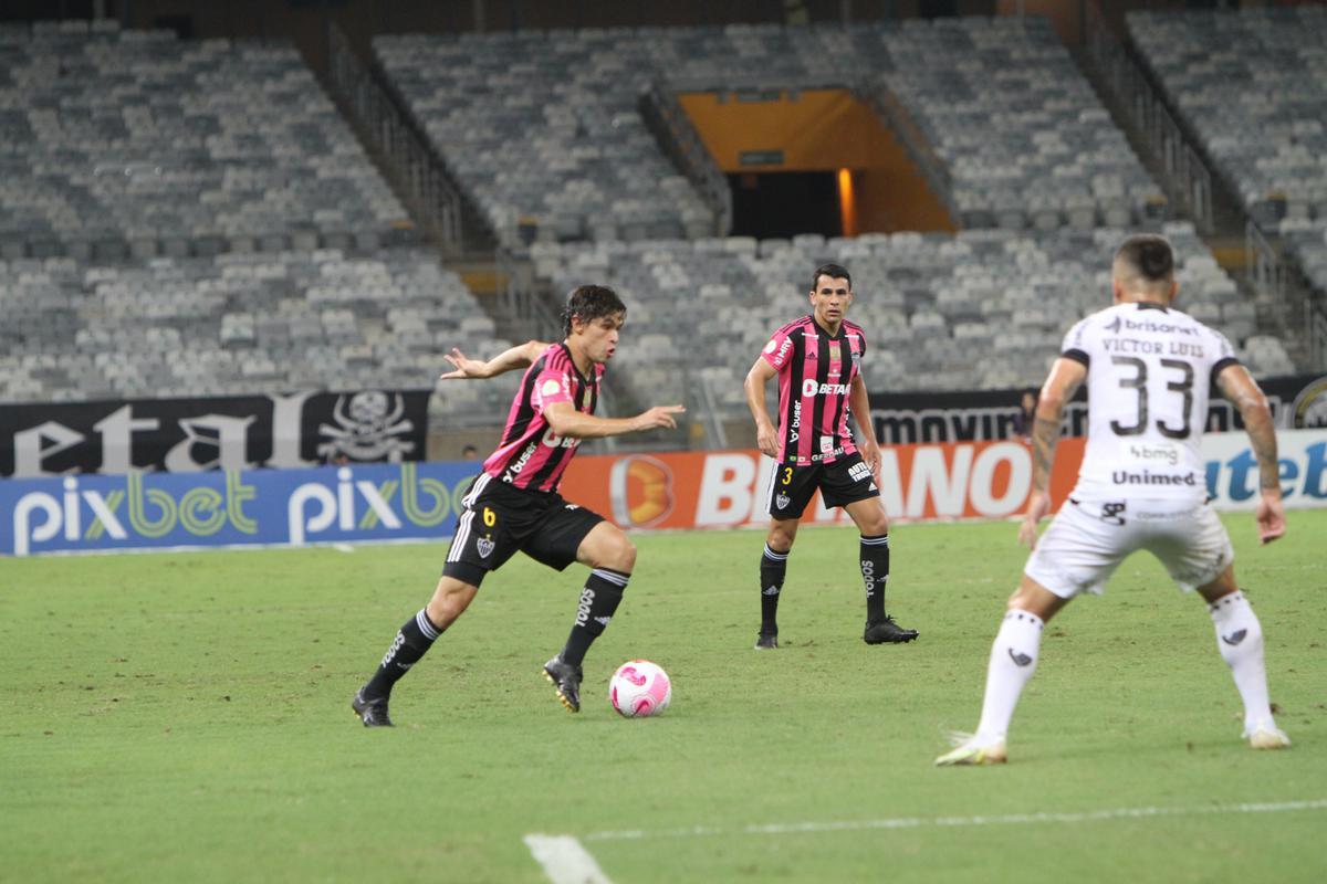 Atltico x Cear: fotos do jogo no Mineiro pelo Brasileiro