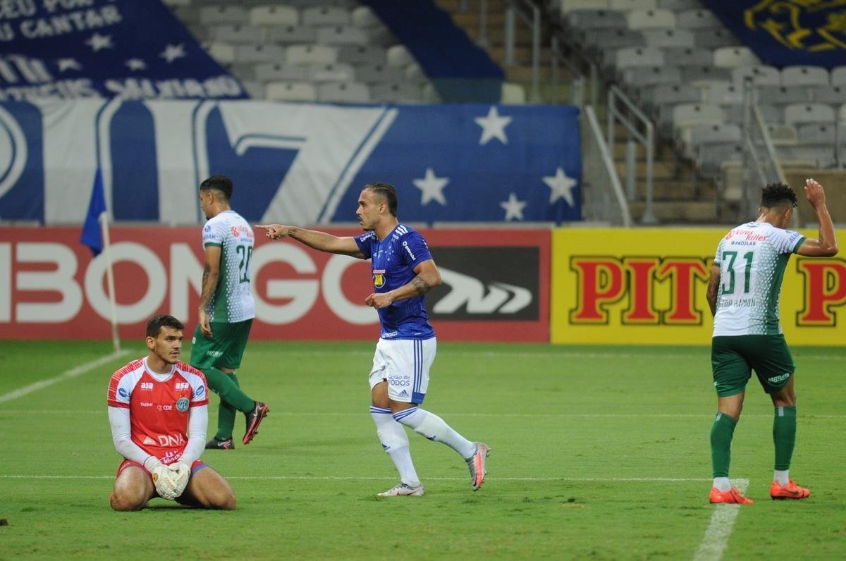 Cruzeiro empatou o jogo novamente em arremate de William Pottker: 2 a 2