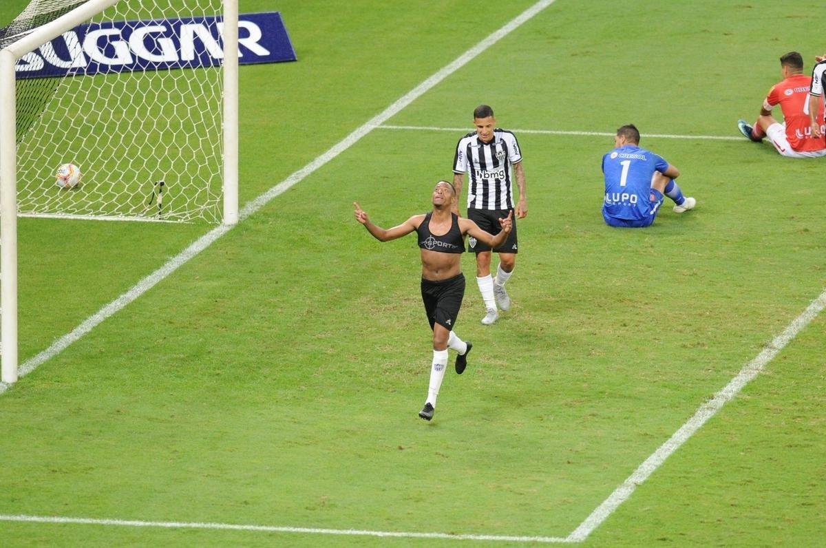 Keno marcou o gol da virada atleticana aos 52 minutos do segundo tempo, em chute cruzado dentro da rea. Bola entrou no ngulo direito do goleiro Felipe