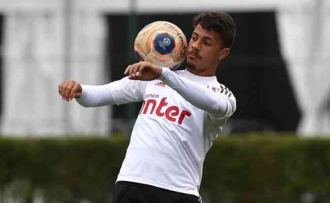Cria da base do São Paulo, Diego Costa passou a ter destaque no profissional em 2020, sob o comando de Fernando Diniz