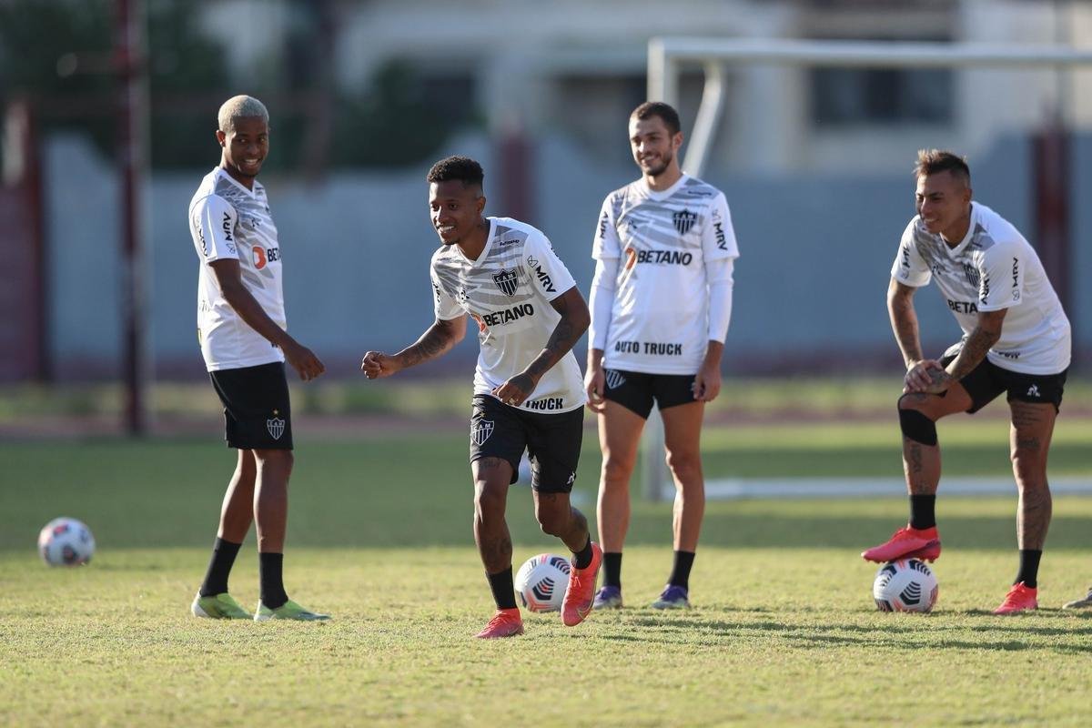 Atlético teve atividade no Estádio Olímpico Brígido Iriarte, em Caracas, antes da estreia na Libertadores