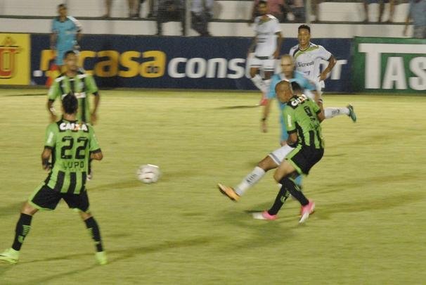 Amrica goleou Luverdense no Passo das Emas com gols de Renan Oliveira, Luan e Neto Moura