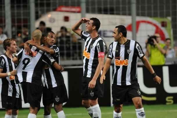Rver defendeu o Atltico em 177 jogos, com 22 gols marcados