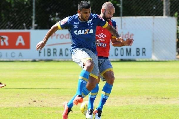 Fotos do treino do Cruzeiro nesta sexta-feira, na Toca da Raposa II
