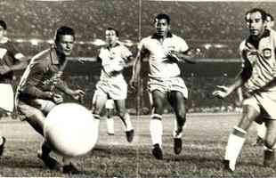 Em amistoso disputado em 1969, Atltico venceu a Seleo Brasileira por 2 a 1, no Mineiro. Amauri Horta e Dario marcaram para os donos da casa, enquanto Pel descontou para os visitantes.