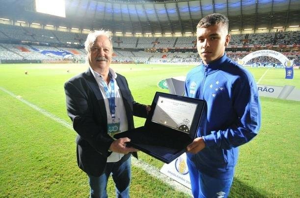 Cruzeiro e Palmeiras mediram foras, no Mineiro, pela oitava rodada do Campeonato Brasileiro