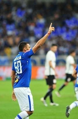 Imagens do jogo entre Cruzeiro e Corinthians, pelas quartas de final da Copa do Brasil, no Mineiro