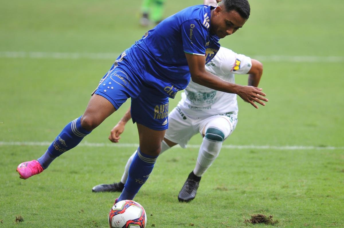 Fotos do clssico de ida da semifinal do Campeonato Mineiro, entre Cruzeiro e Amrica, no Mineiro, em Belo Horizonte