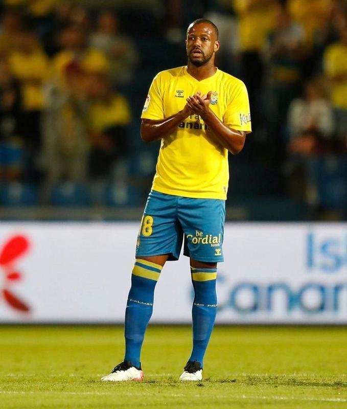 Sidnei, zagueiro do Las Palmas (Espanha) - contrato at 30/06/2023
