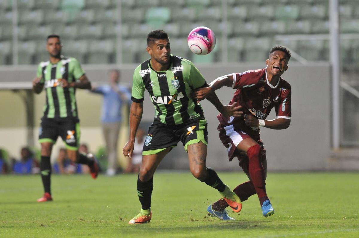 Amrica e Patrocinense se enfrentaram, no Independncia, pela primeira rodada do Campeonato Mineiro