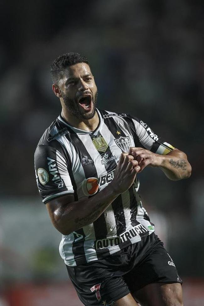 Fotos do jogo entre Gois e Atltico no Estdio da Serrinha, em Goinia, pela quarta rodada do Campeonato Brasileiro