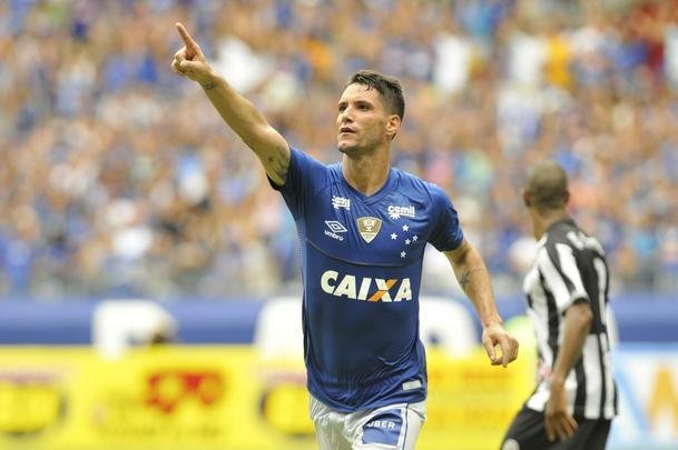Fotos do segundo tempo de Cruzeiro x Tupi, no Mineiro