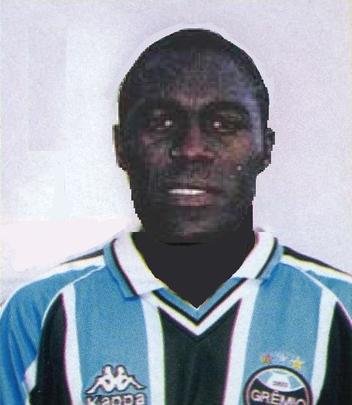 Volante Vagner passou pelo Cruzeiro em 1998 e pelo Flamengo em 1999