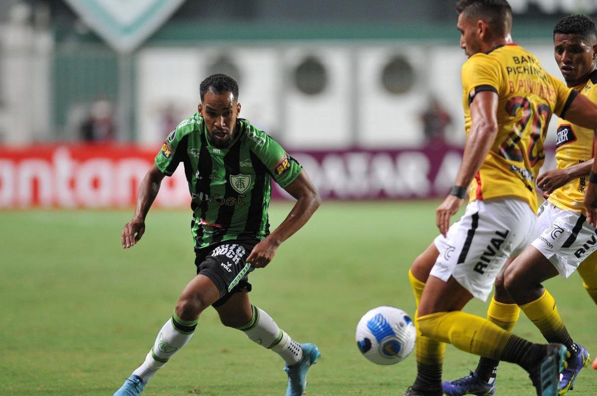 Fotos da partida de ida da terceira fase da Copa Libertadores, entre Amrica e Barcelona de Guayaquil, no Independncia, em Belo Horizonte
