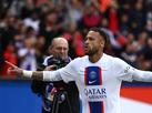 Neymar marca, PSG vence Brest e retoma a liderana do Francs