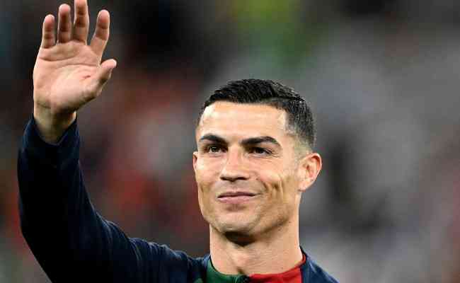 Cristiano Ronaldo rebate jornal espanhol sobre jogar na Arábia