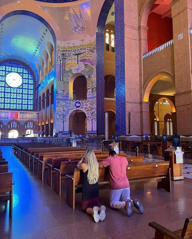 Hulk em Aparecida com a famlia