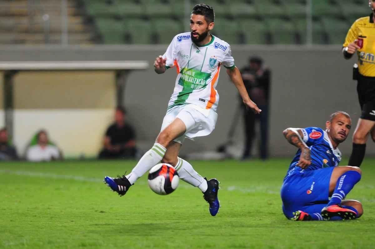 Imagens do jogo entre Amrica e URT, pelo Campeonato Mineiro, no Independncia