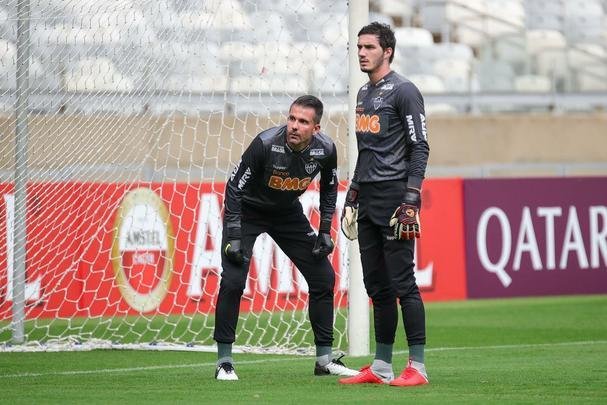 Levir Culpi comanda treino no Mineirão antes da estreia no Grupo E da Libertadores
