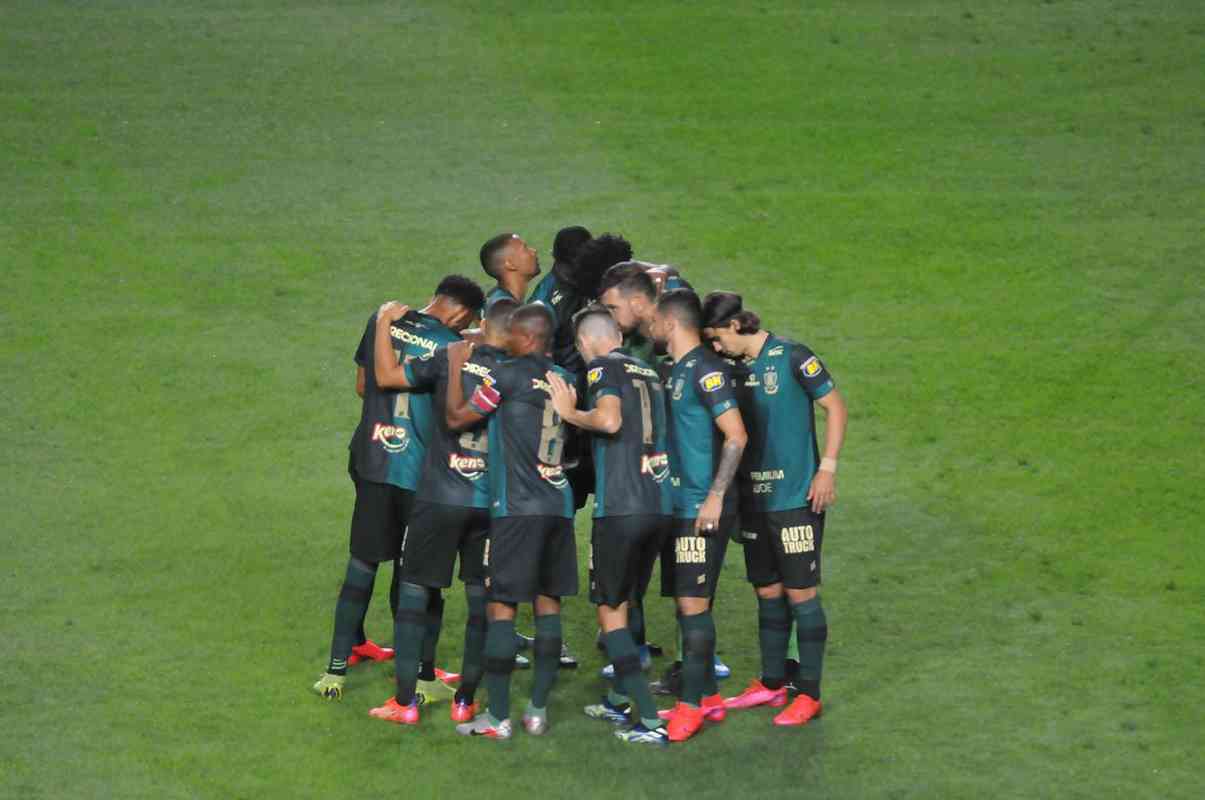 Fotos do jogo entre América e Criciúma, no Independência, em Belo Horizonte, pela terceira fase da Copa do Brasil.