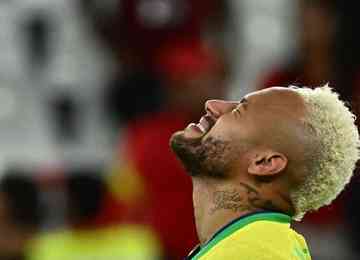 Autor do gol brasileiro no empate contra a Croácia, Neymar foi criticado por não ter batido um pênalti na disputa que eliminou o Brasil